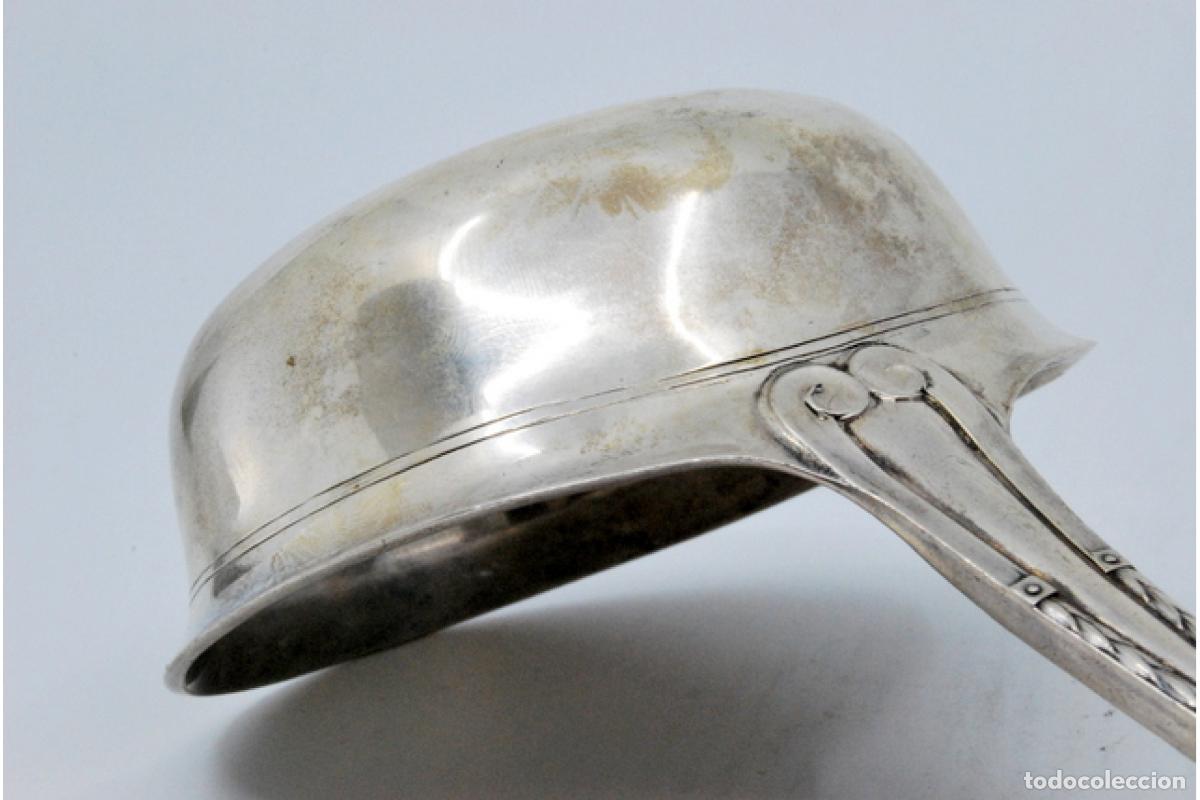 Antig&uuml;edades: Cuchar&oacute;n de sopa de plata - Foto 2