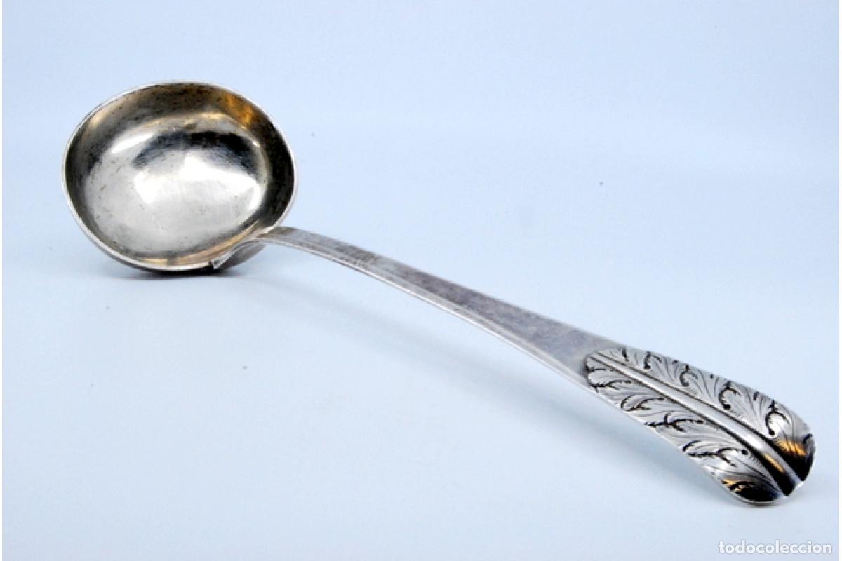 Antig&uuml;edades: Cuchar&oacute;n de sopa de plata - Foto 4