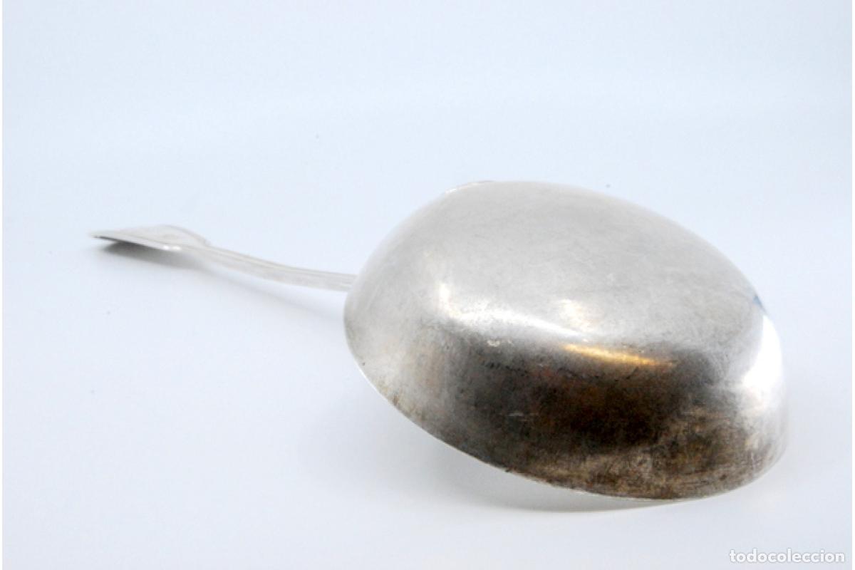 Antig&uuml;edades: Cuchar&oacute;n de sopa de plata - Foto 4