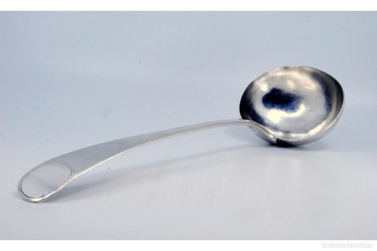 Antig&uuml;edades: Cuchar&oacute;n de sopa de plata - Foto 3