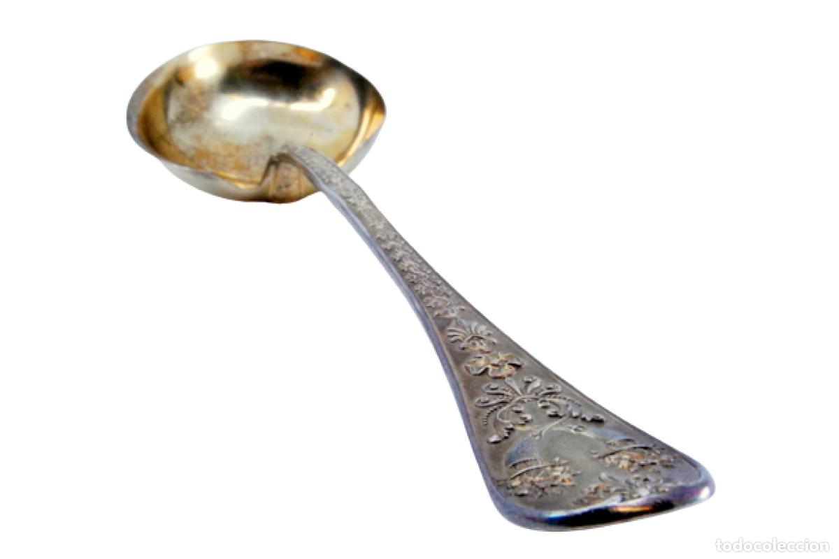 Antig&uuml;edades: Cuchara para salsa de plata ba&ntilde;ada en oro - Foto 1