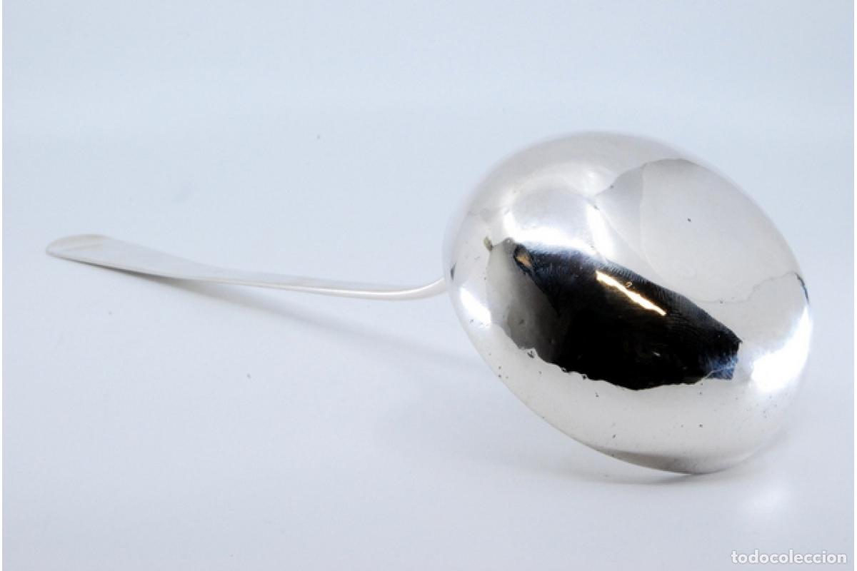 Antig&uuml;edades: Cuchar&oacute;n de sopa de plata - Foto 4