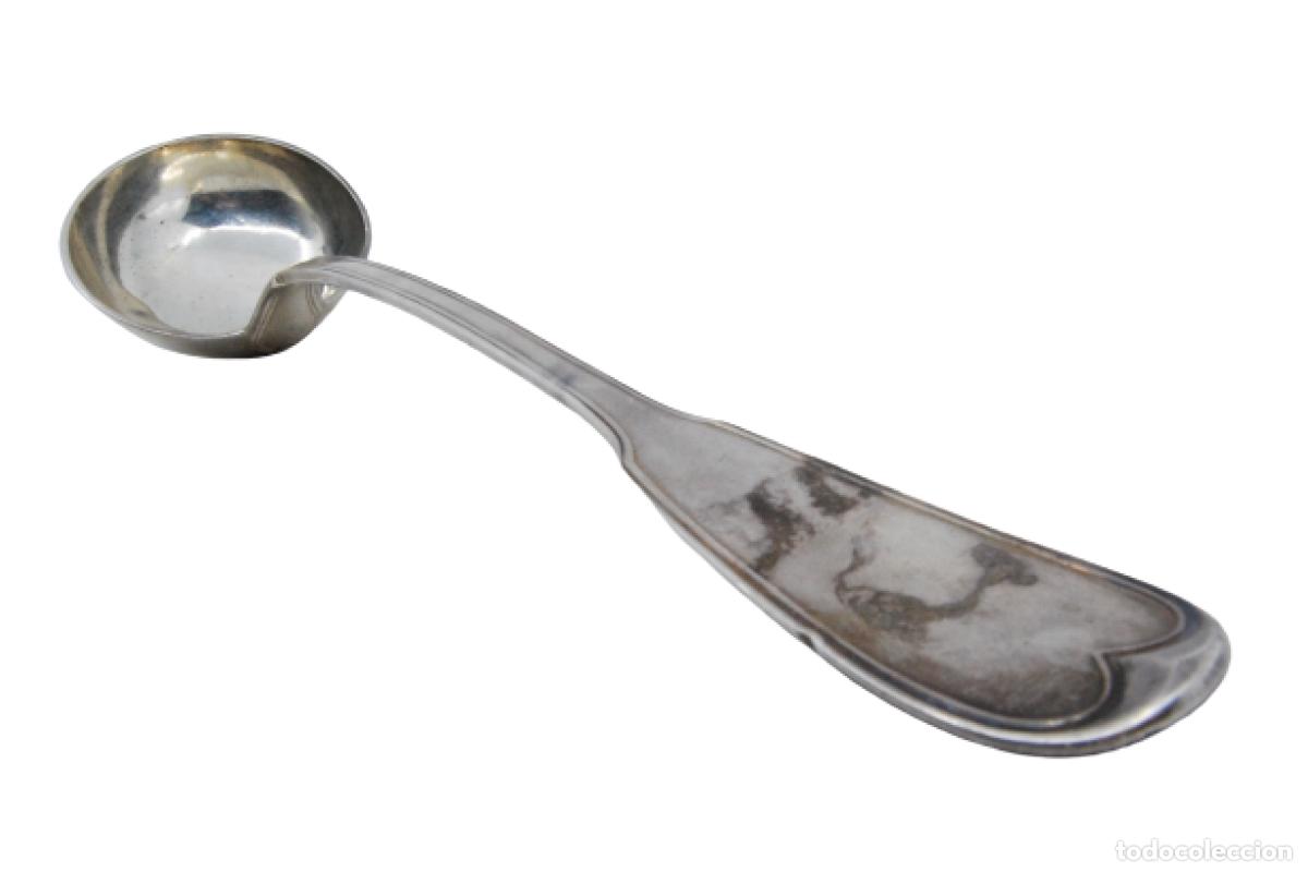 Antiguidades: Cuchar&oacute;n de sopa de plata