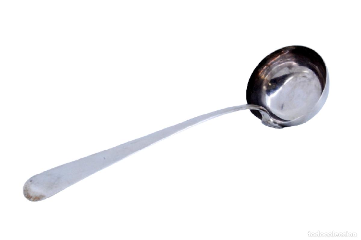 Antiquit&eacute;s: Cuchar&oacute;n de sopa de plata