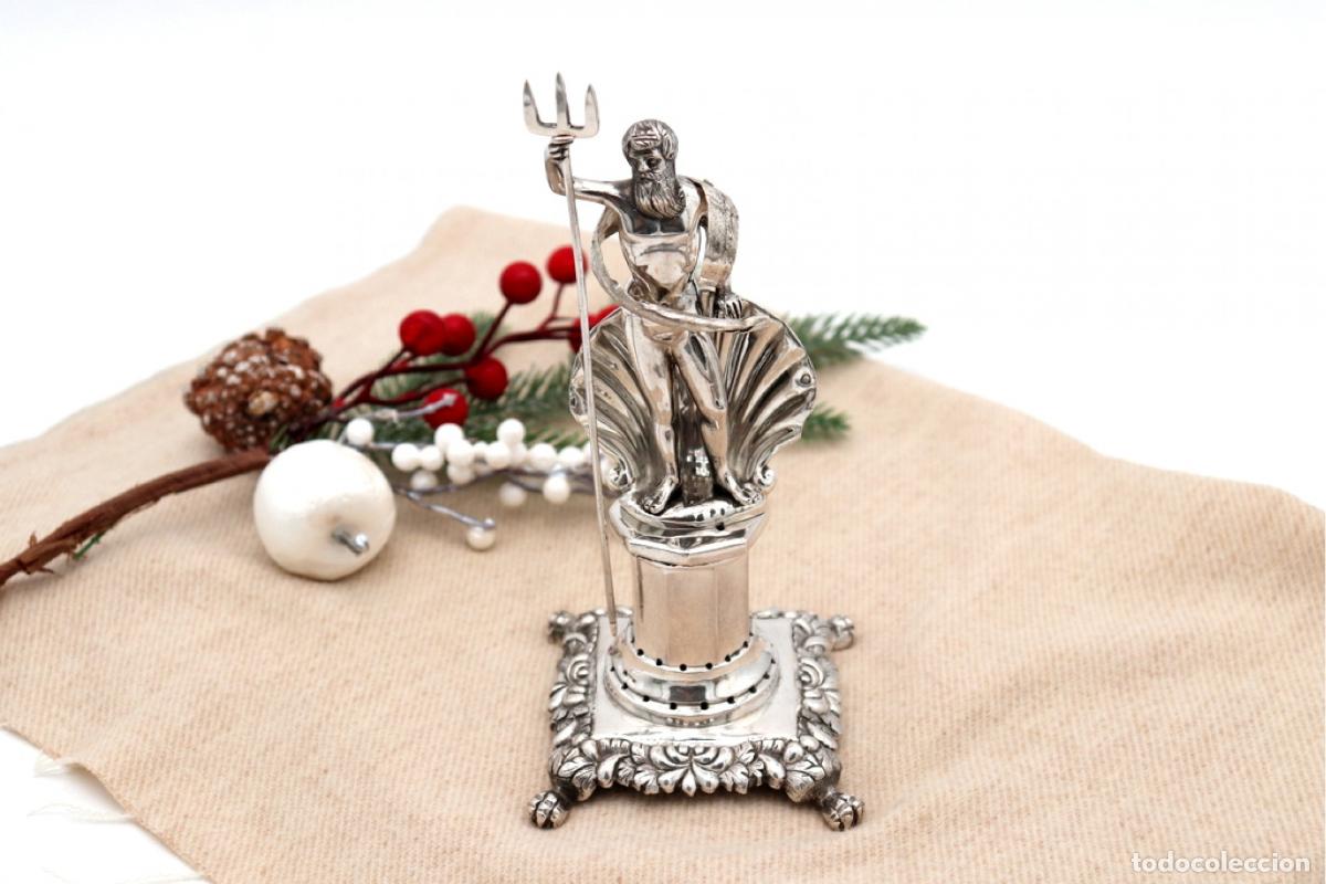 Antiguidades: Palillero de plata - Neptuno con tridente