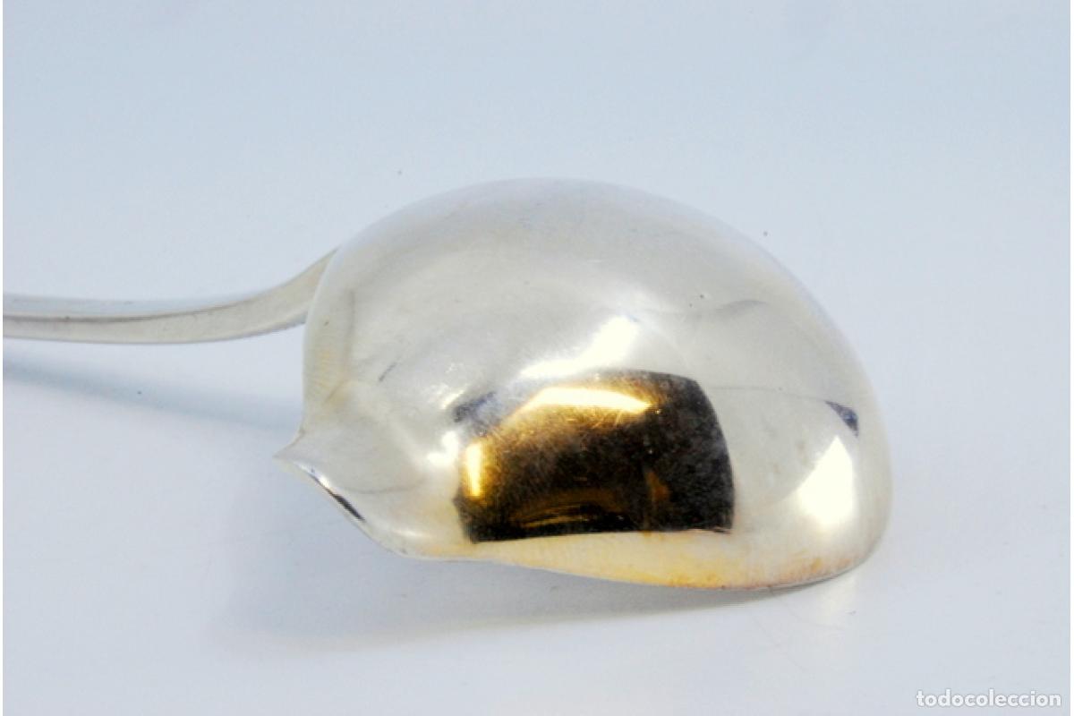 Antig&uuml;edades: cuchara de salsa de plata - Foto 8