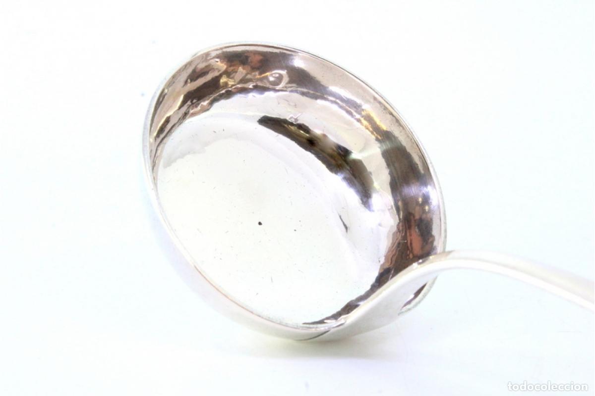 Antig&uuml;edades: Cuchar&oacute;n de plata para poncha - Foto 4