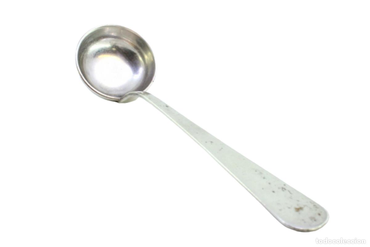 Antiguidades: Cuchar&oacute;n de sopa de plata