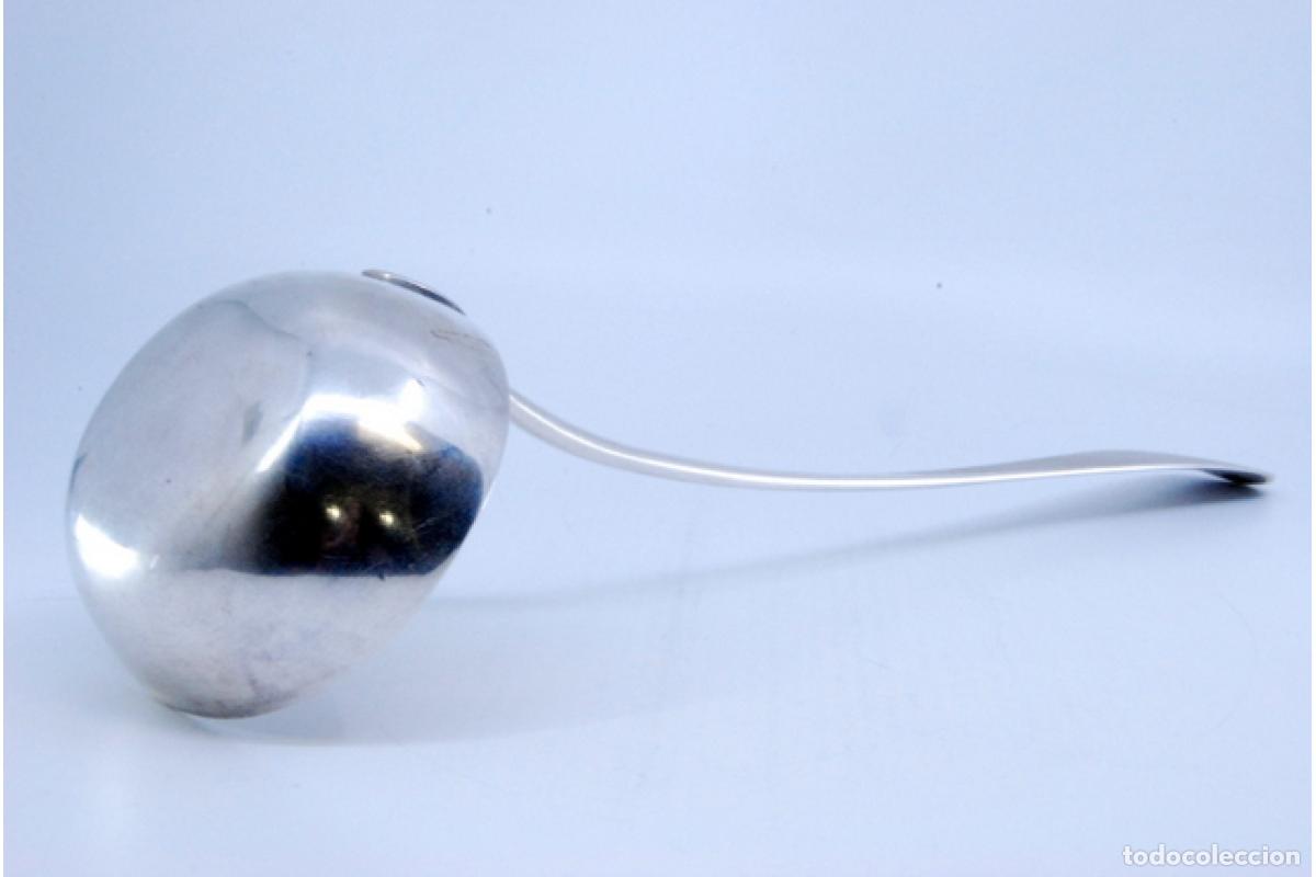 Antig&uuml;edades: Cuchar&oacute;n de sopa de plata - Foto 3