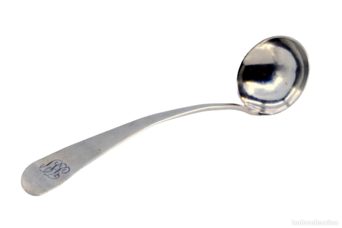 Antiquit&eacute;s: cuchara de az&uacute;car de plata