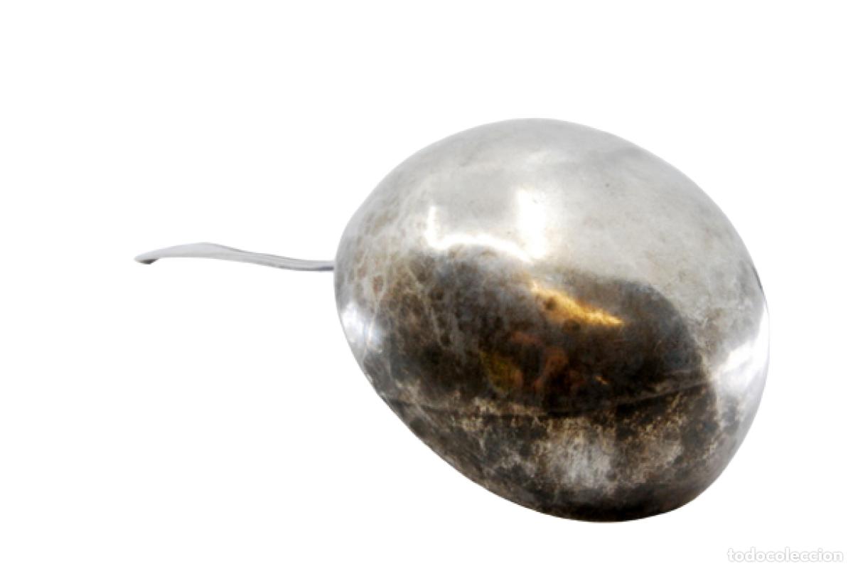 Antiguidades: Cuchar&oacute;n de sopa de plata