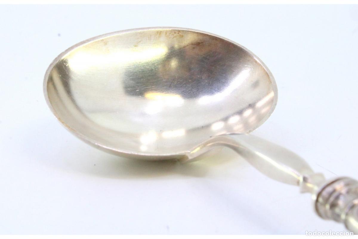 Antig&uuml;edades: cuchara de salsa de plata - Foto 4