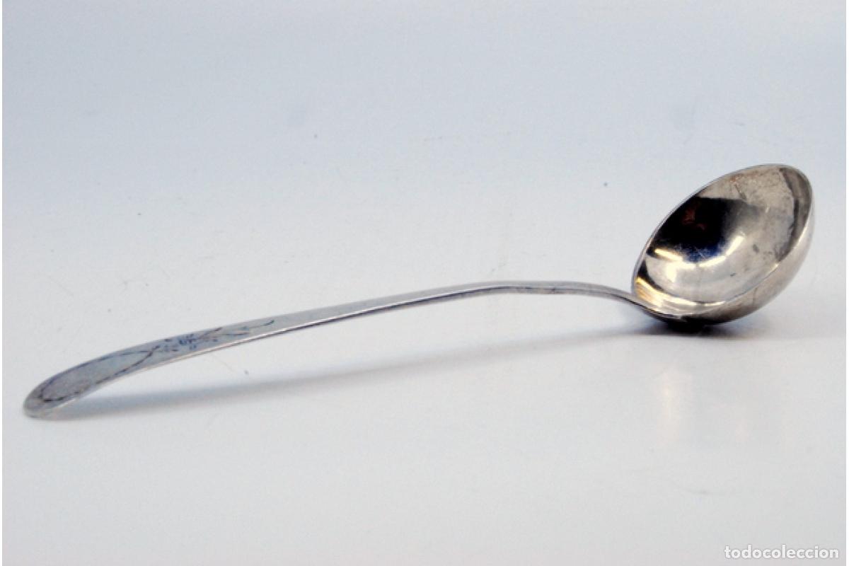 Antig&uuml;edades: cuchara de az&uacute;car de plata - Foto 6