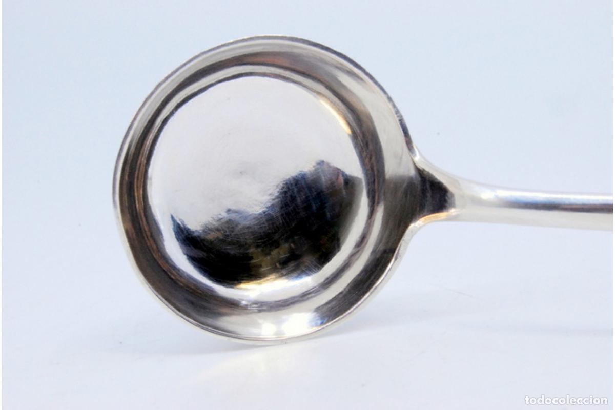 Antig&uuml;edades: cuchara de az&uacute;car de plata - Foto 2