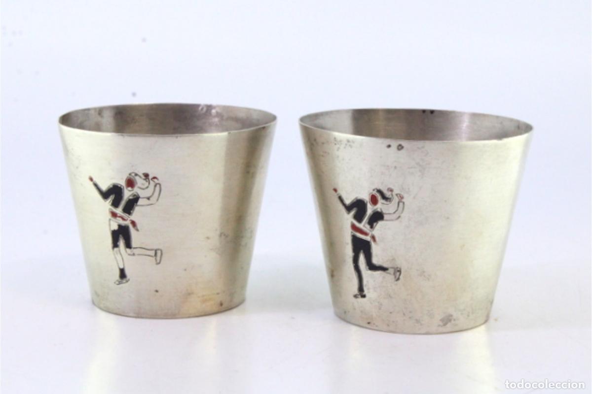 Antig&uuml;edades: Juego de copas de plata - Foto 3