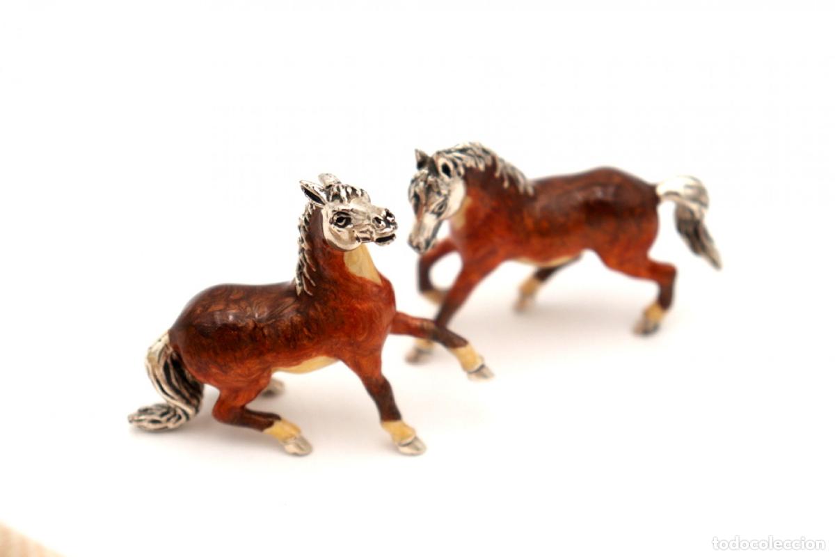 Antig&uuml;edades: Conjunto de caballos de plata - Foto 5