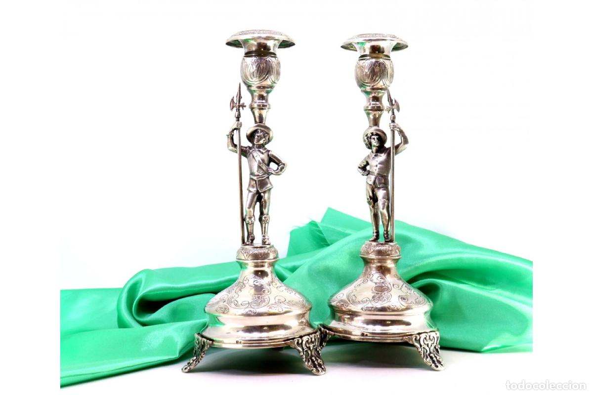 Antiquit&eacute;s: candelabros de plata