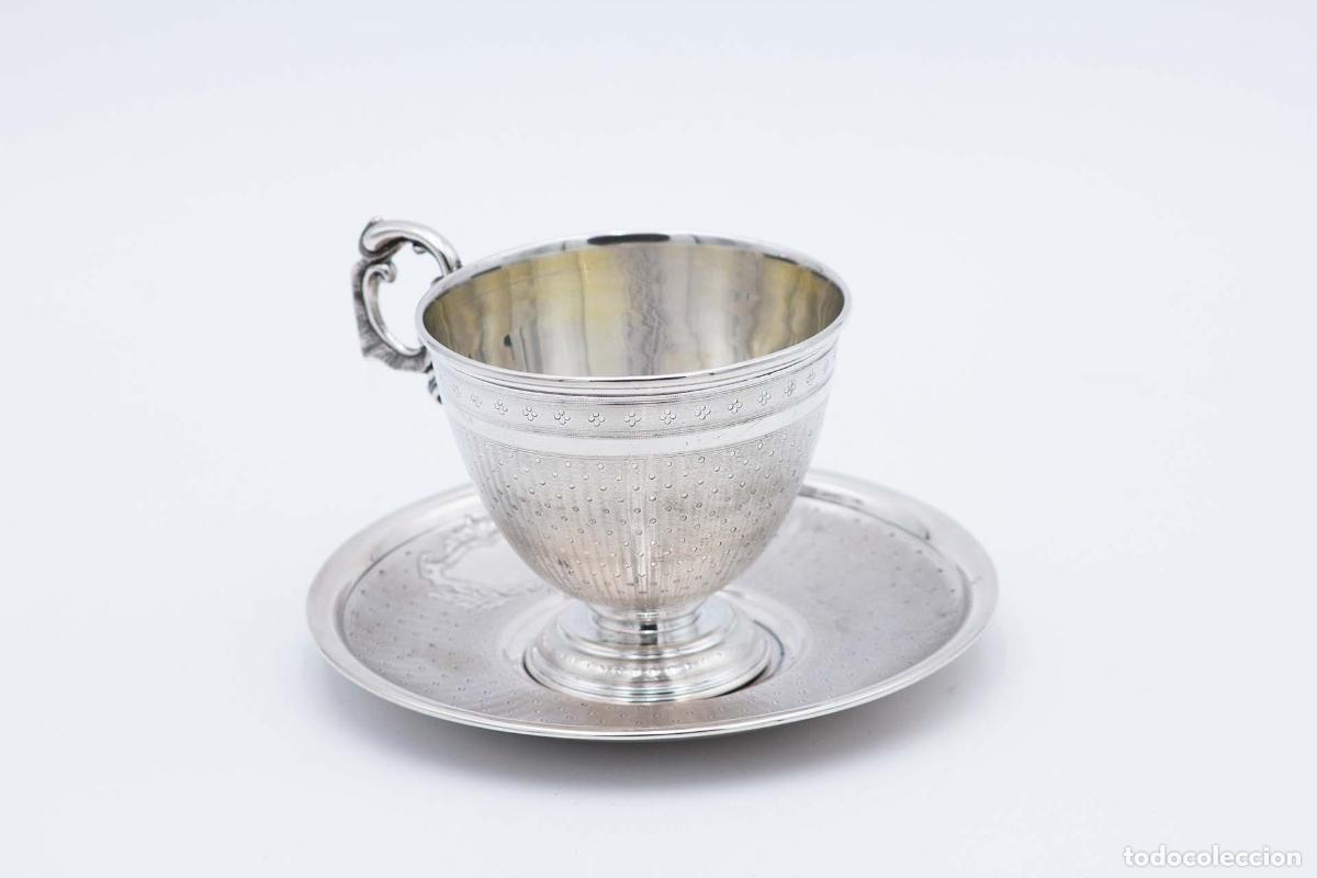 Oggetti Antichi: Taza y platillo, de plata.