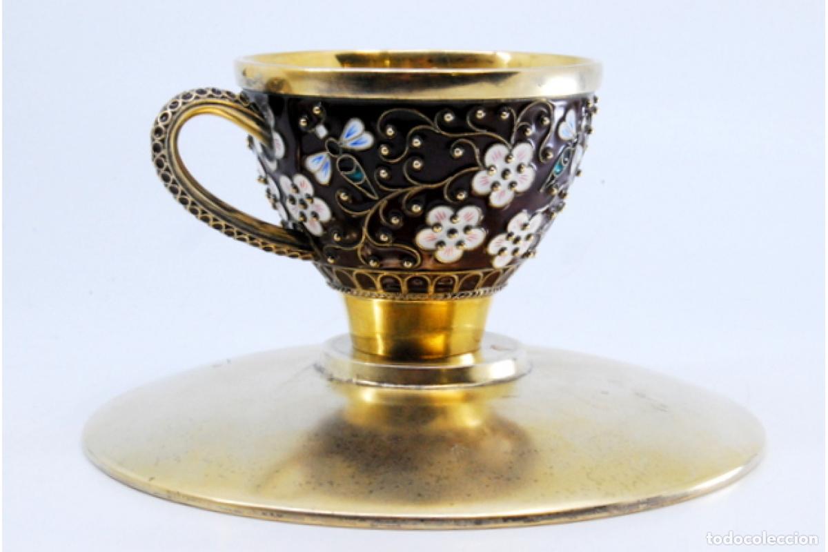 Antig&uuml;edades: Taza y platillo, de plata. - Foto 6