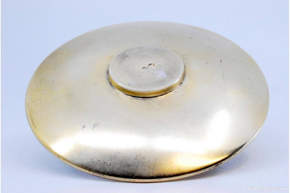Antig&uuml;edades: Taza y platillo, de plata. - Foto 9