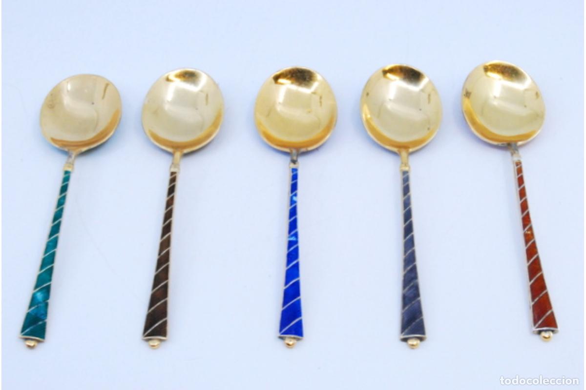 Antig&uuml;edades: Juego de 5 cucharas de postre de plata - Foto 2