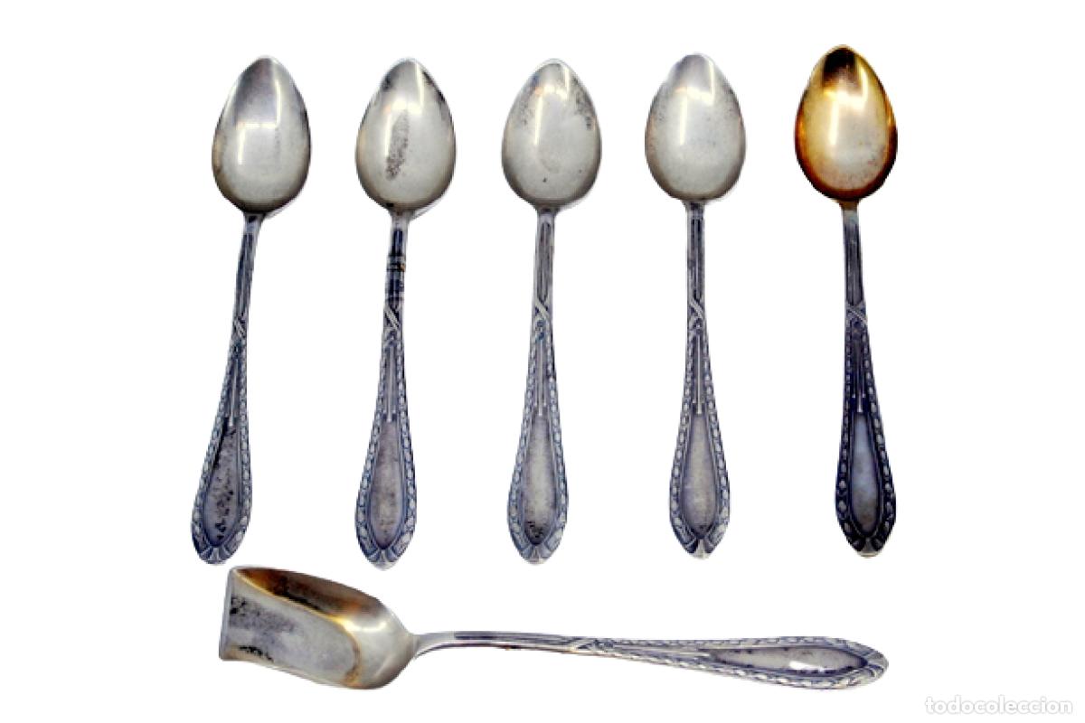 Antiguidades: Juego de 5 cucharillas de caf&eacute; y cuchara para az&uacute;car, en plata - Espigas