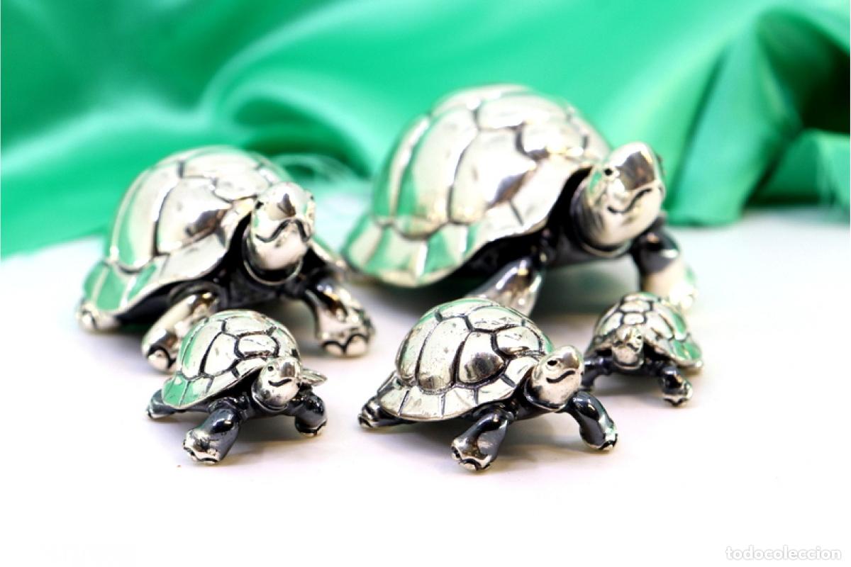 Antig&uuml;edades: Juego de 5 tortugas de platas