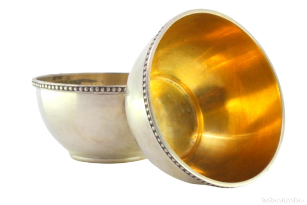 Antiques: 2 lavabos de plata