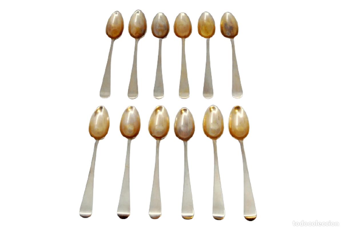 Antig&uuml;edades: Juego de 12 cucharillas de plata
