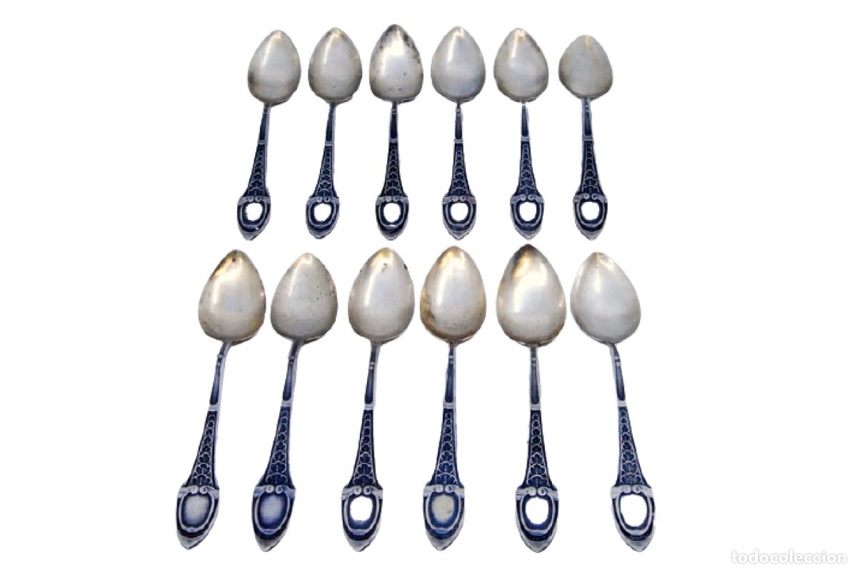 Antig&uuml;edades: Juego de 12 cucharillas de plata - Foto 1