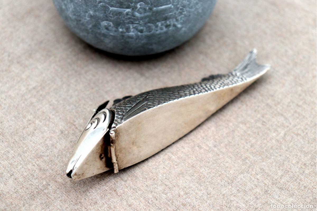 Antig&uuml;edades: Soporte para palillos de dientes de plata - Pez - Foto 2