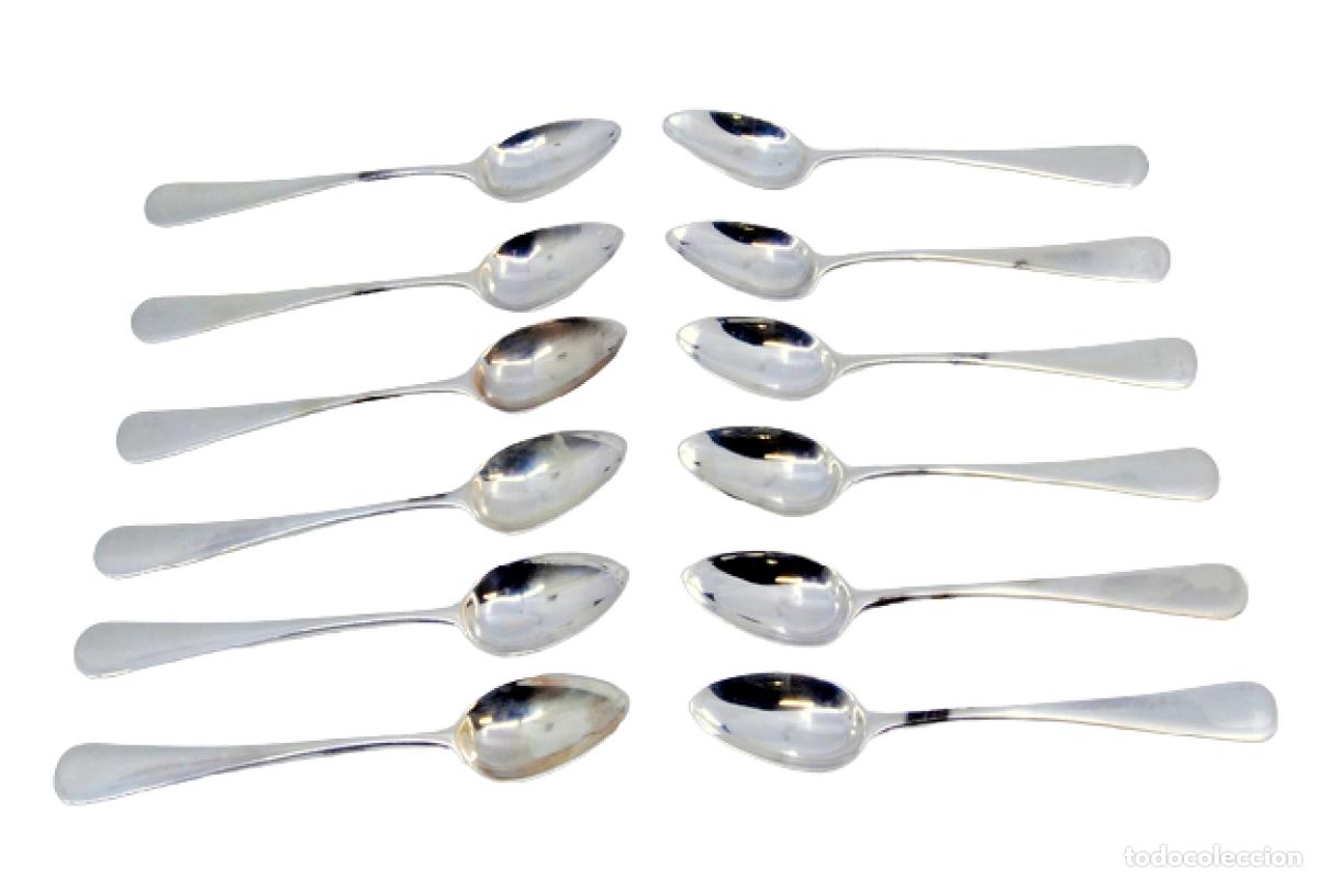 Antig&uuml;edades: Juego de 12 cucharillas de plata - Foto 1