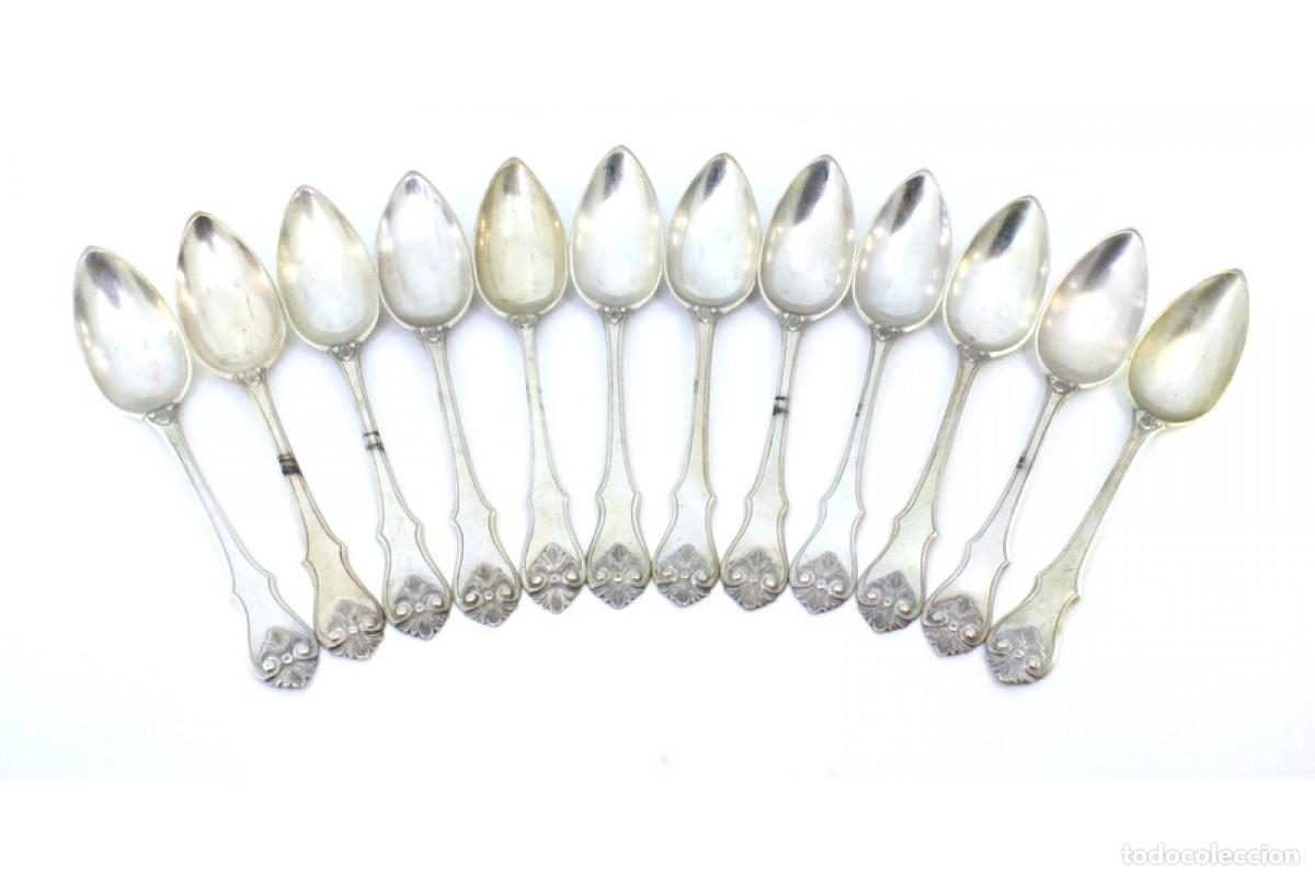 Antig&uuml;edades: Juego de 12 cucharas de postre de plata - Foto 2
