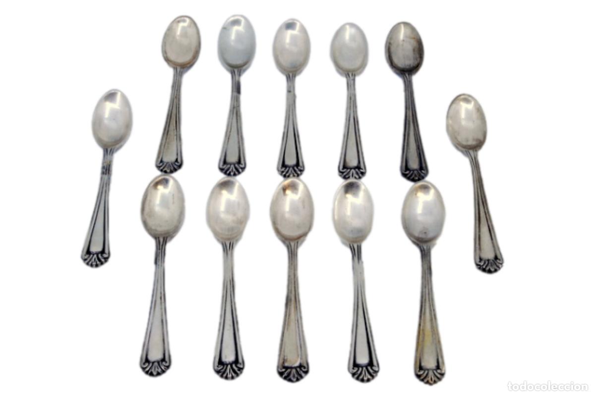 Antig&uuml;edades: Juego de 12 cucharillas de caf&eacute; de plata