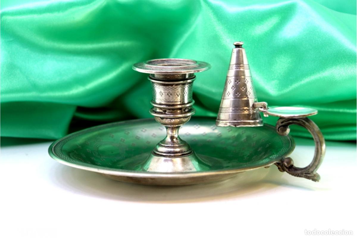 Antig&uuml;edades: Candelabro de mano, en plata - Foto 1
