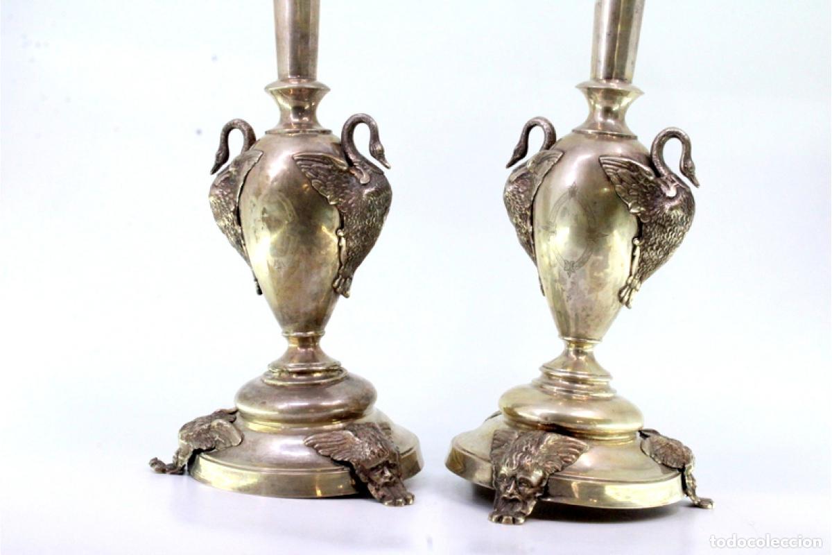 Antig&uuml;edades: 2 jarrones de plata - Gansos y figuras m&iacute;ticas - Foto 2