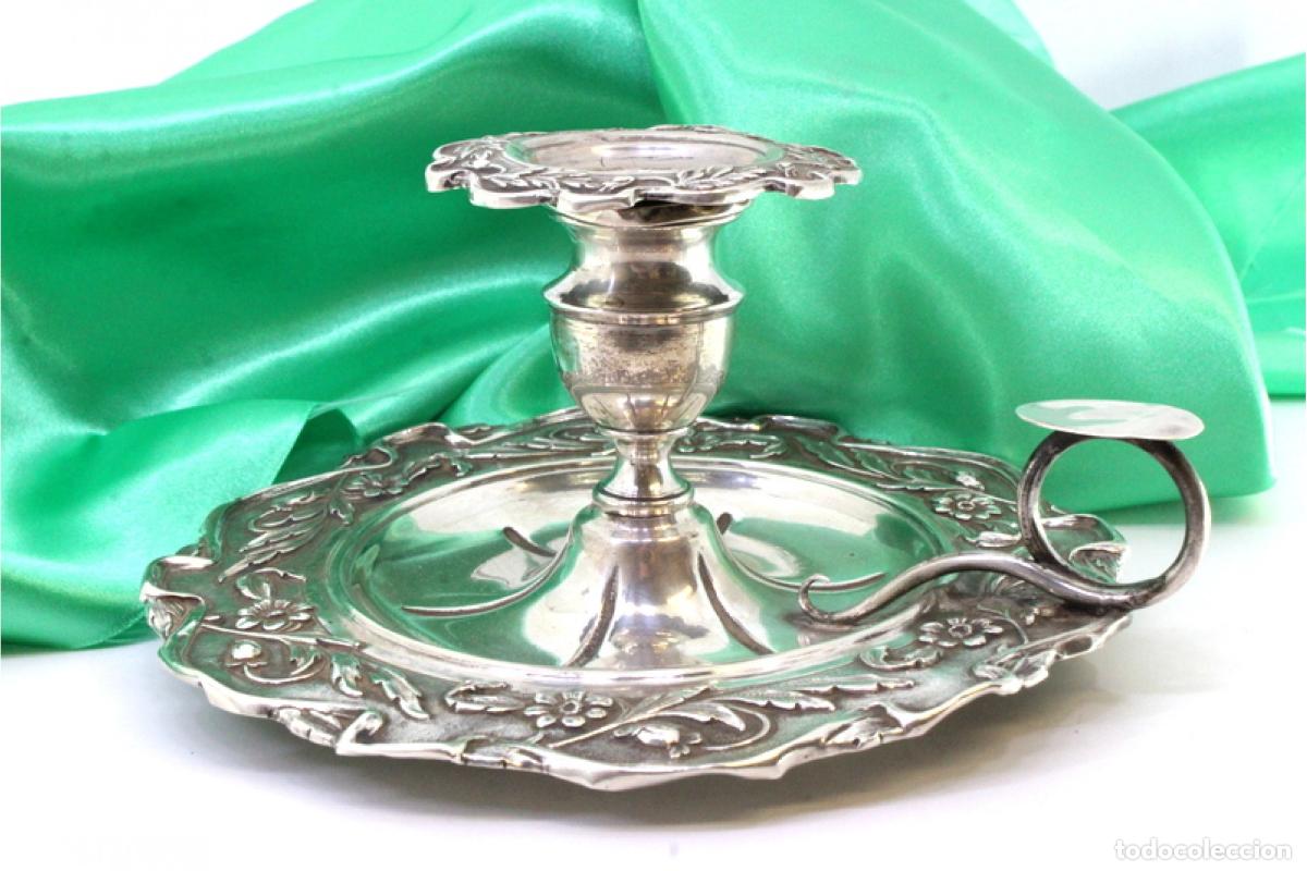 Antig&uuml;edades: Candelabro de mano, en plata - Foto 1