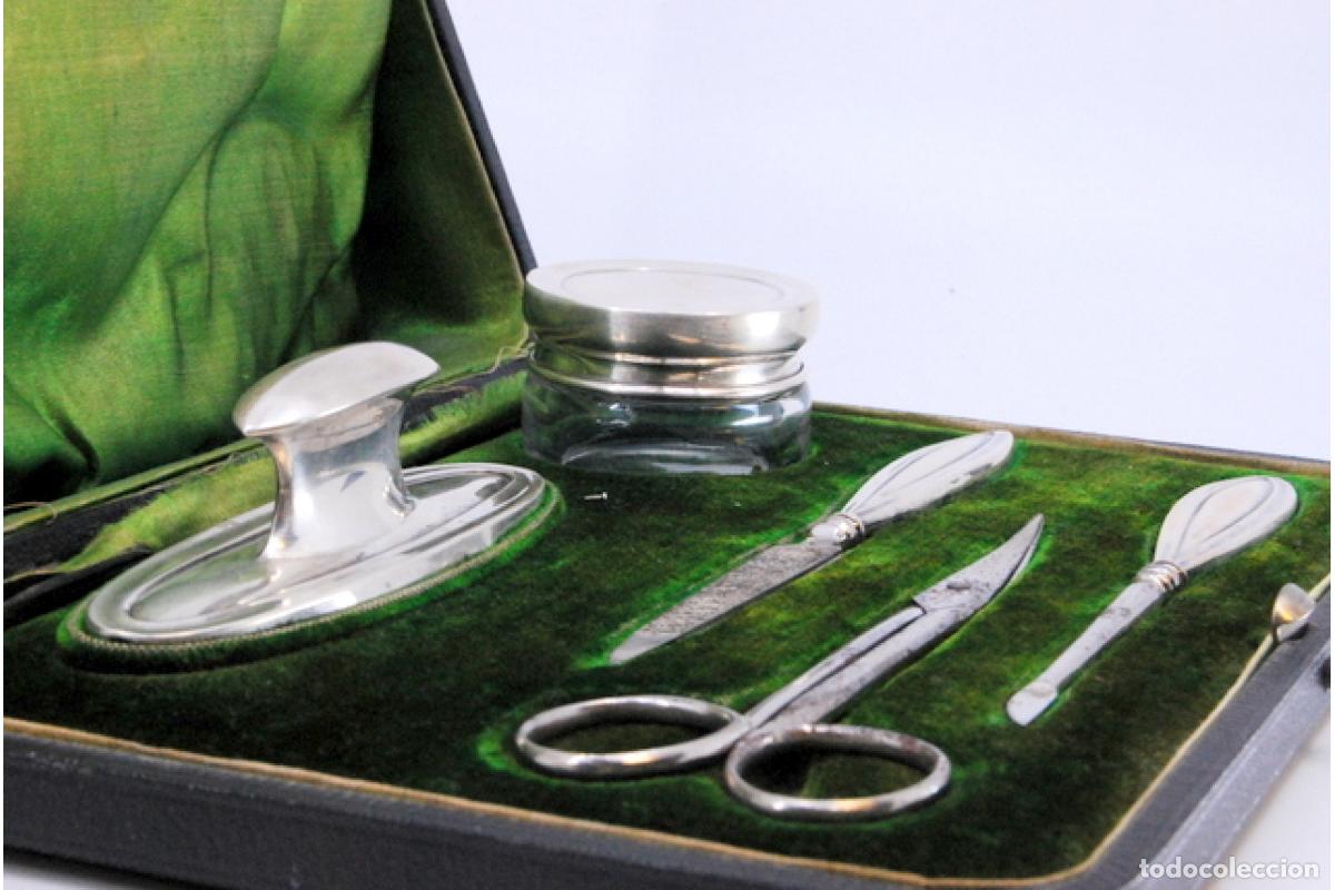 Antig&uuml;edades: Set de manicura de plata con estuche. - Foto 3