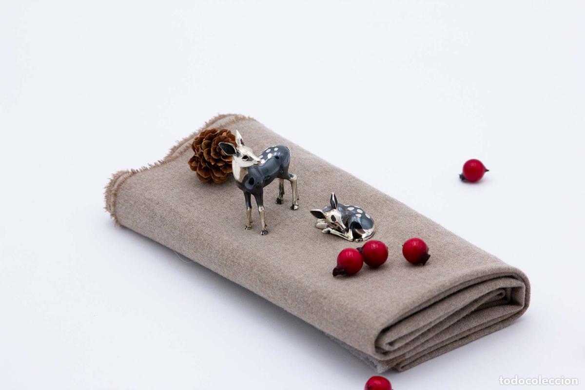 Antig&uuml;edades: Par de mu&ntilde;ecos Bambi de platas - Foto 1