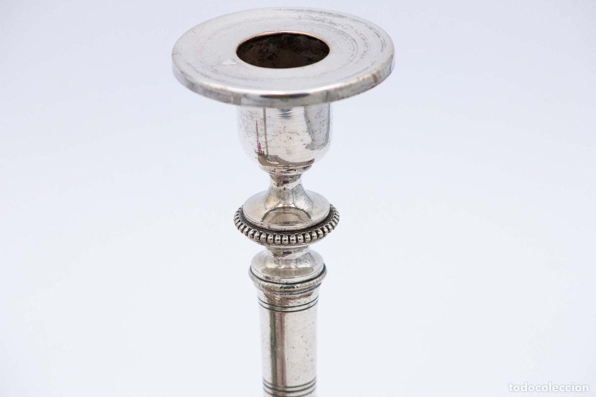 Antig&uuml;edades: Par de candelabros de plata - Foto 3