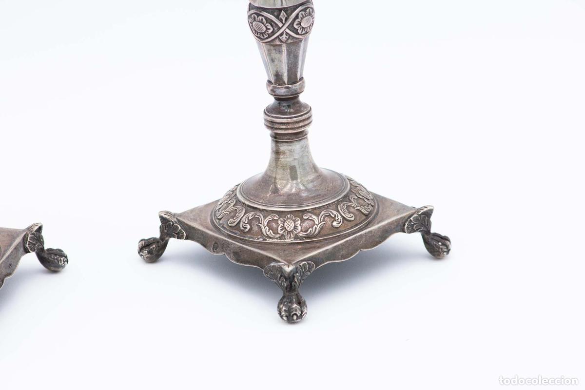 Antig&uuml;edades: Par de candelabros de plata - Foto 4