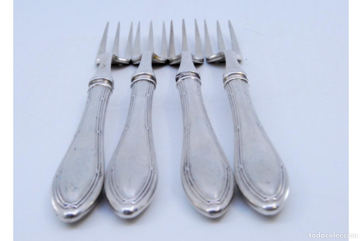 Antig&uuml;edades: Juego de 4 tenedores de plata - Foto 2