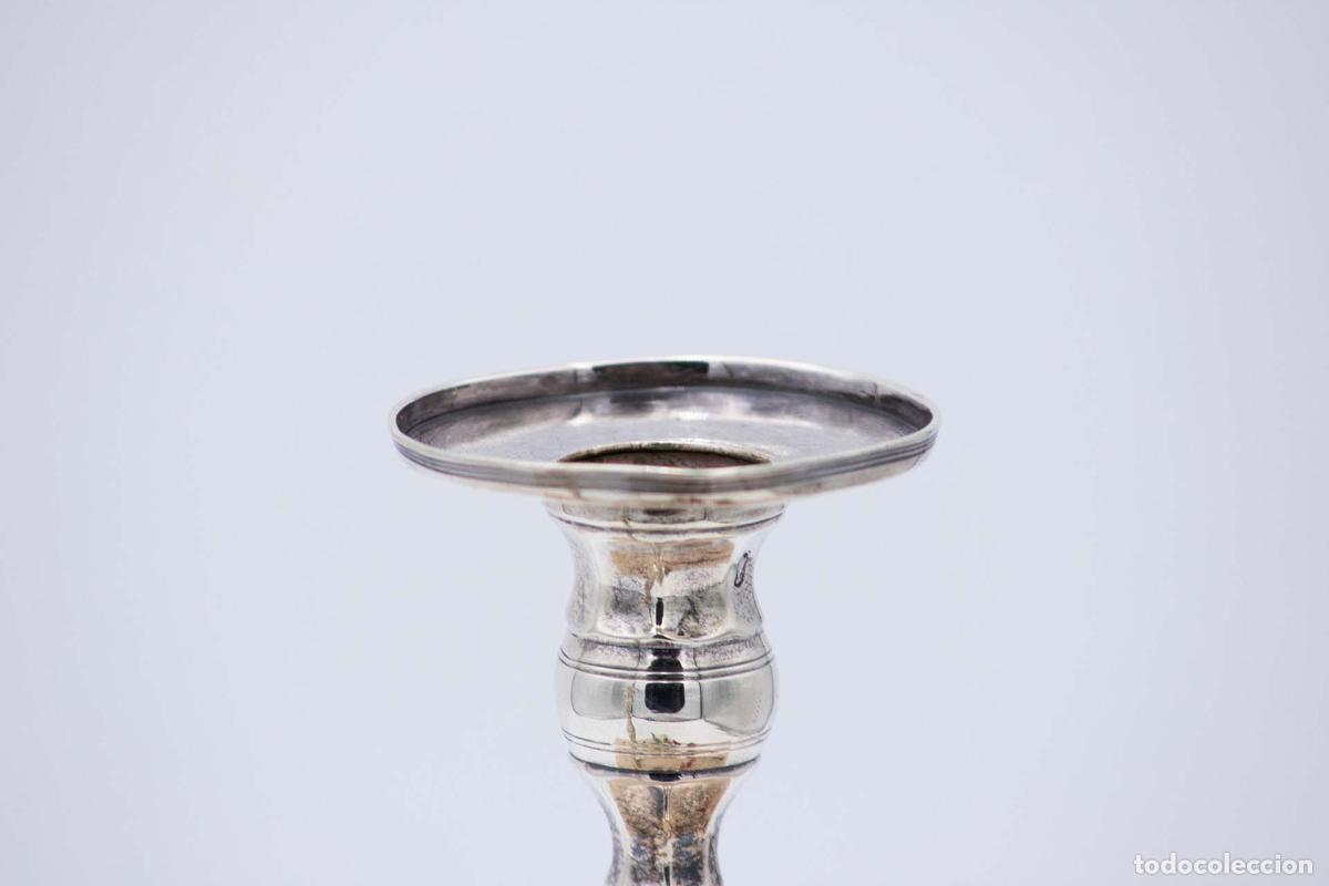Antig&uuml;edades: Par de candelabros de plata - Foto 4