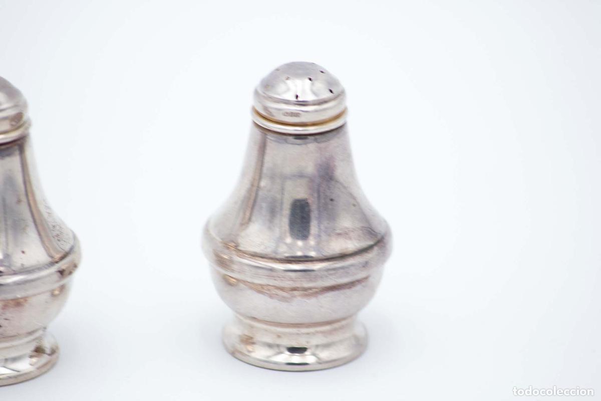 Antig&uuml;edades: Salero y pimentero, de plata. - Foto 3