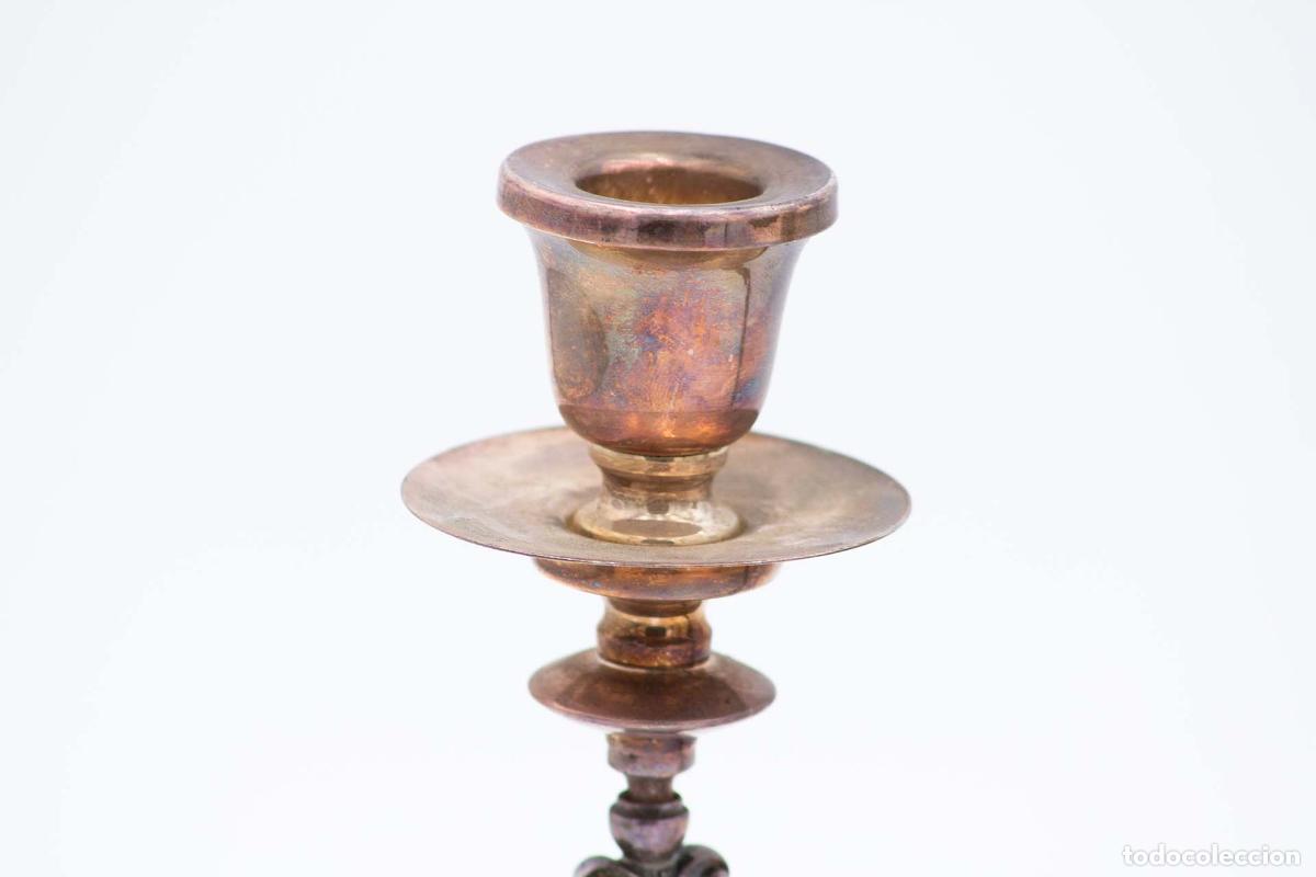 Antig&uuml;edades: Par de candelabros de plata - Foto 2