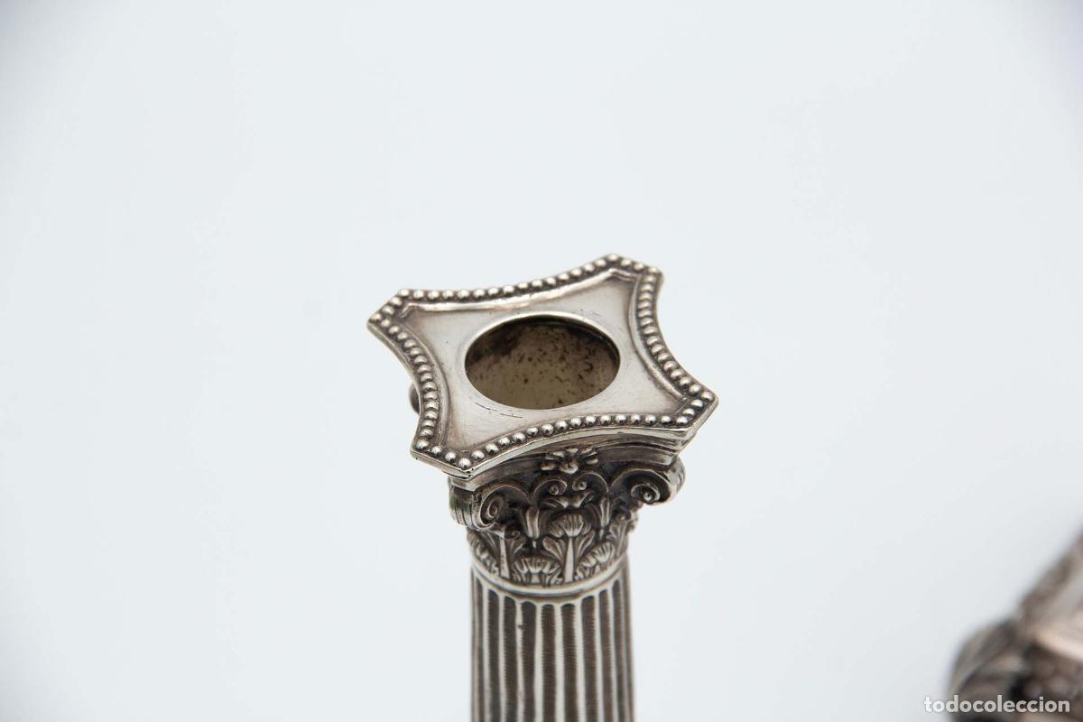 Antig&uuml;edades: Par de candelabros de plata - Foto 4