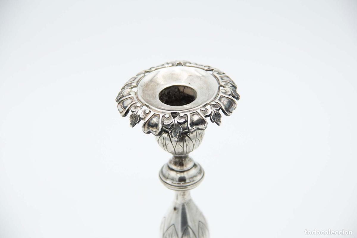 Antig&uuml;edades: Par de candelabros de plata - Foto 3
