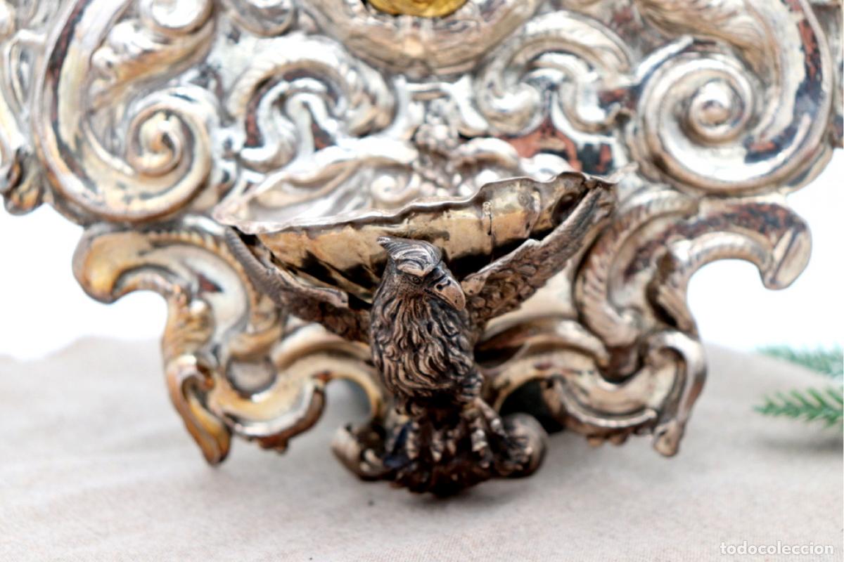 Antig&uuml;edades: Pila bautismal de plata dorada. - Foto 7