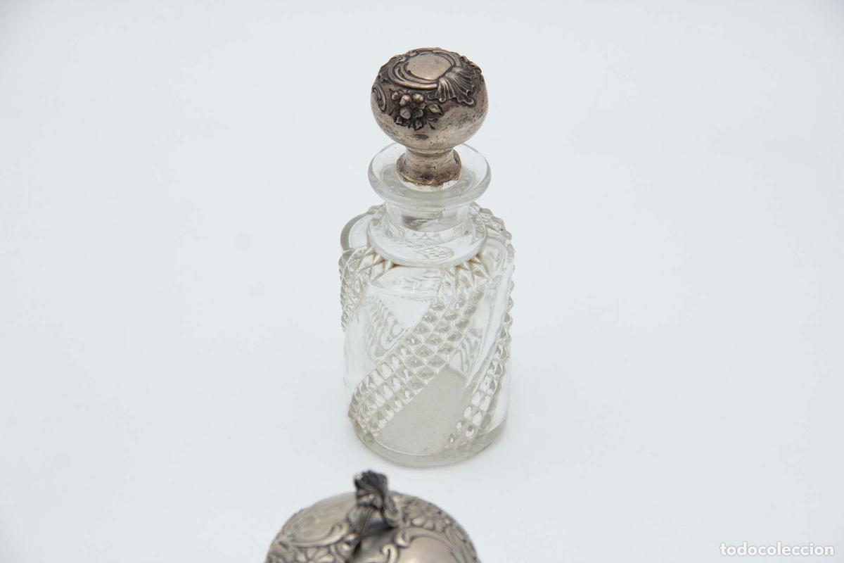 Antig&uuml;edades: Conjunto de belleza de plata - Foto 3
