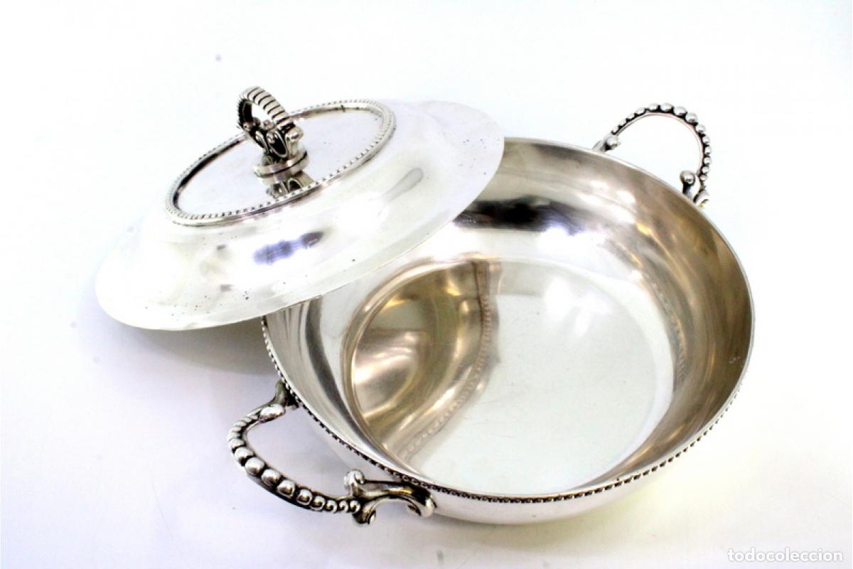 Antig&uuml;edades: Plato con tapa, de plata - Foto 4